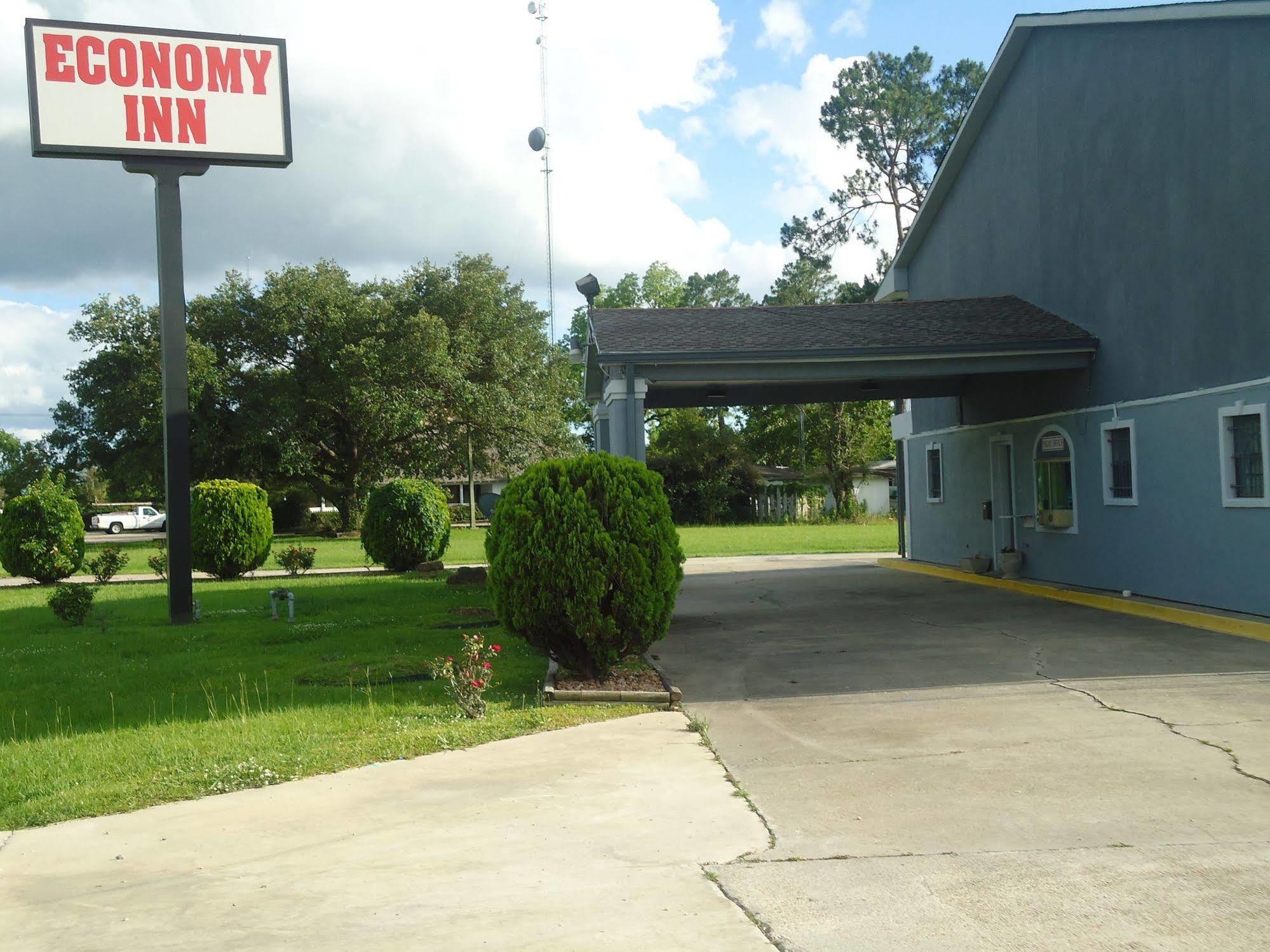 Super 6 Inn Carencro Экстерьер фото